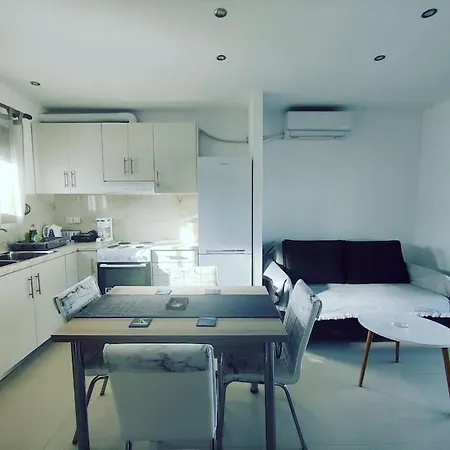 Daire Gianni's House Patitiri